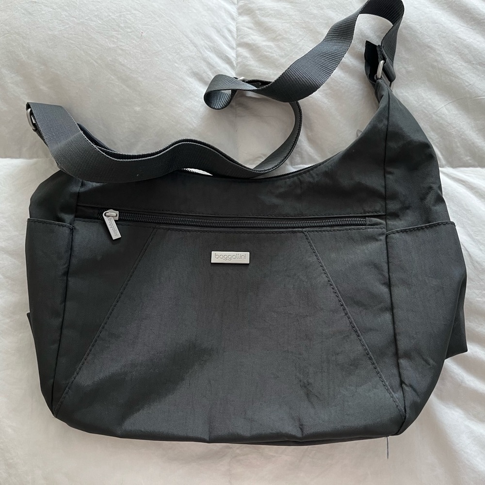 Baggallini Gray Crossbody Bag